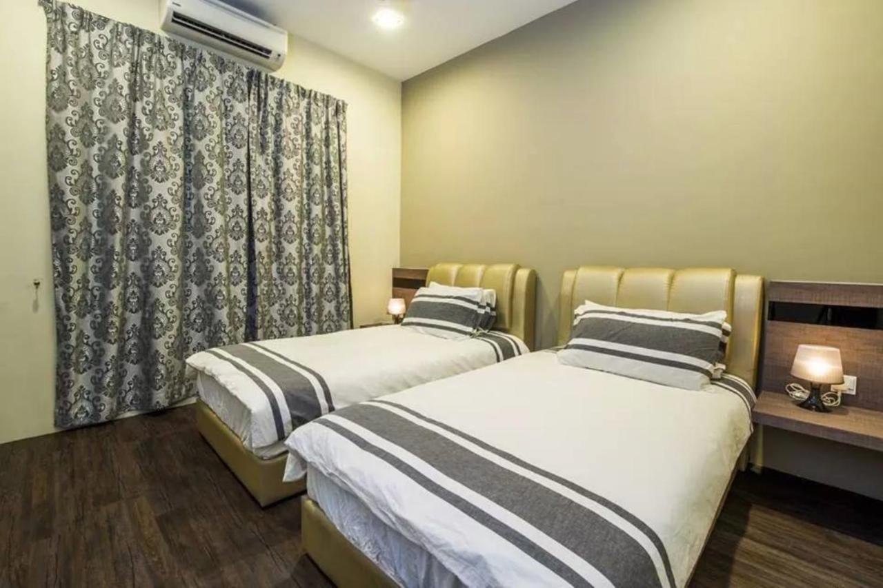 Capital O 90088 Mbp Leisure Resort Batu Pahat Extérieur photo
